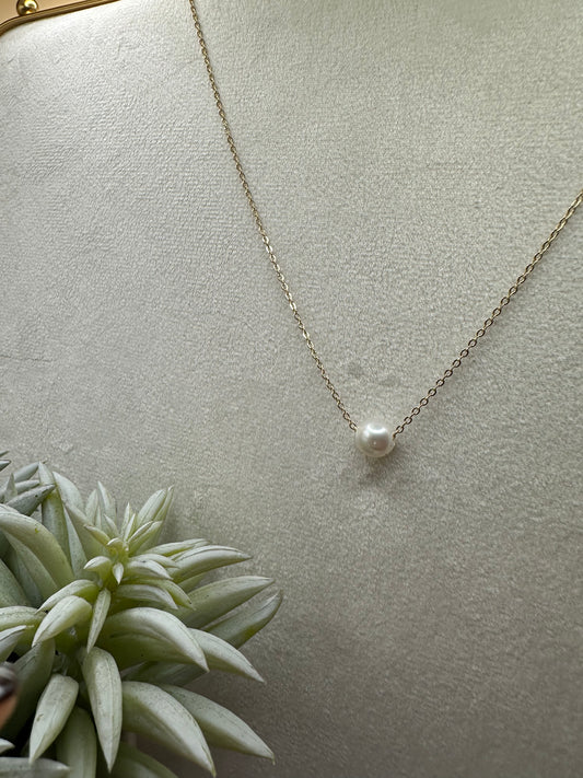 Floating White Pearl